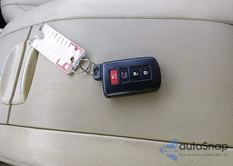 2014 Toyota Highlander Xle V6 z USA, uszkodzony, nr VIN 5TDJKRFH0ES042463